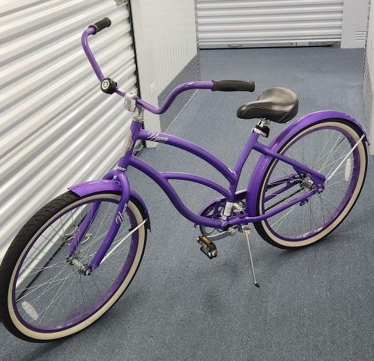 Women's 26" Bicycle Ladies Cruiser bike. Quality crafetd HBC.