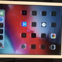 iPad Air 1 Wi-Fi 16 GB unlocked good condition