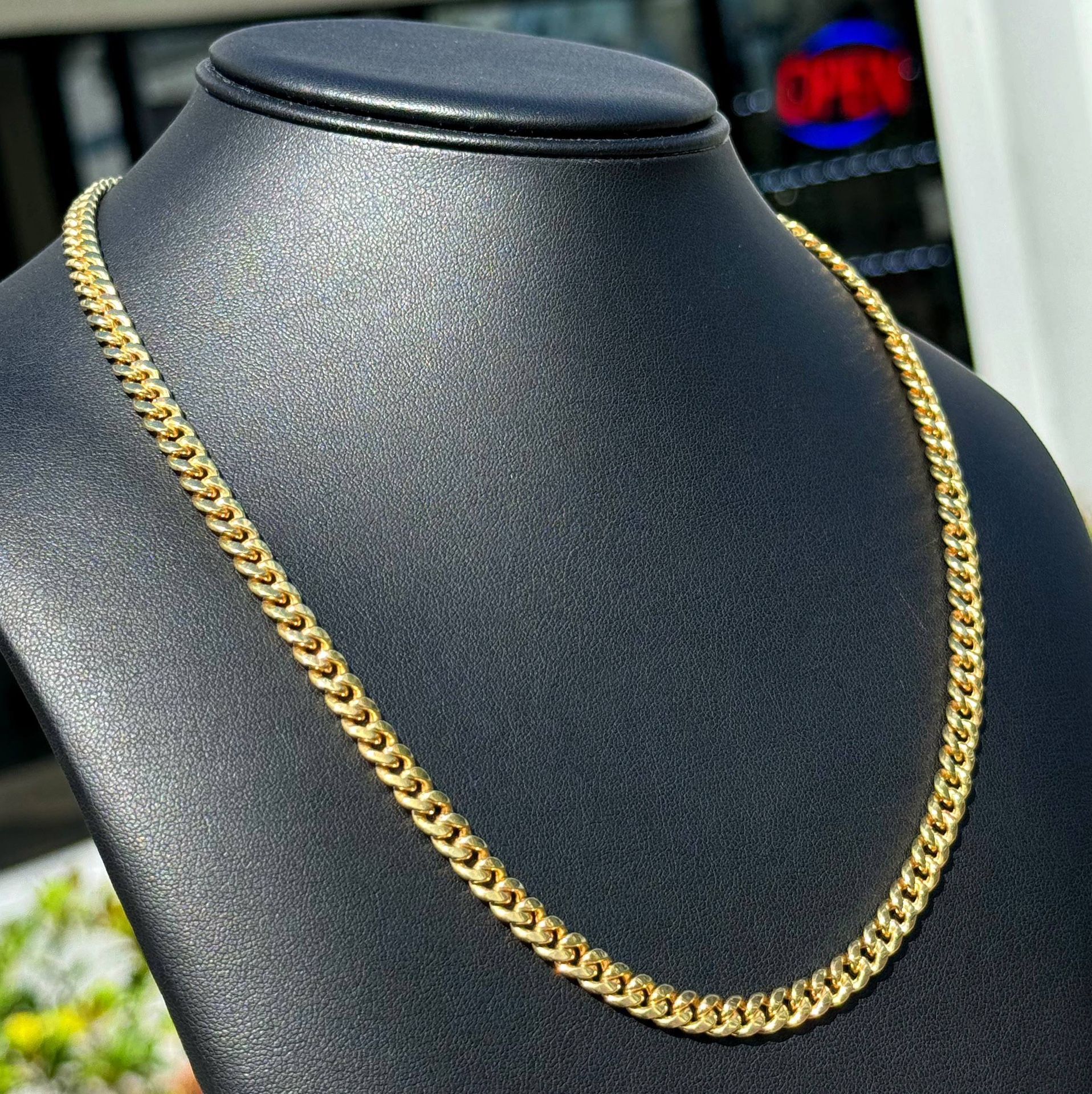 Jewelry 10k Hollow Yellow Gold Cuban link 22.00β Chain necklace 21.50grams 6.20mm