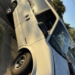 2001 Chevrolet Astro