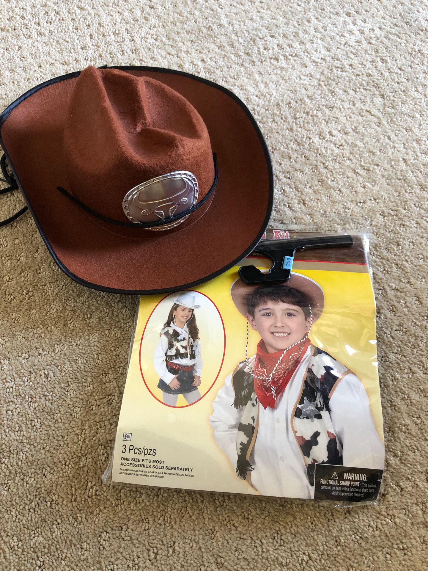 Kids cowboy costume and hat
