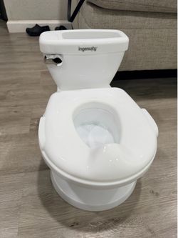 New Toddler potty chair