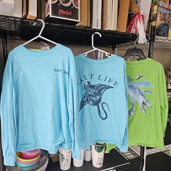 Sz 8 long sleeve beachy Boys Shirts. Sz 8. Each