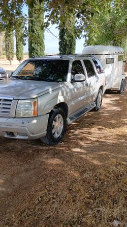 04 Cadillac Escalade 18" stock rims