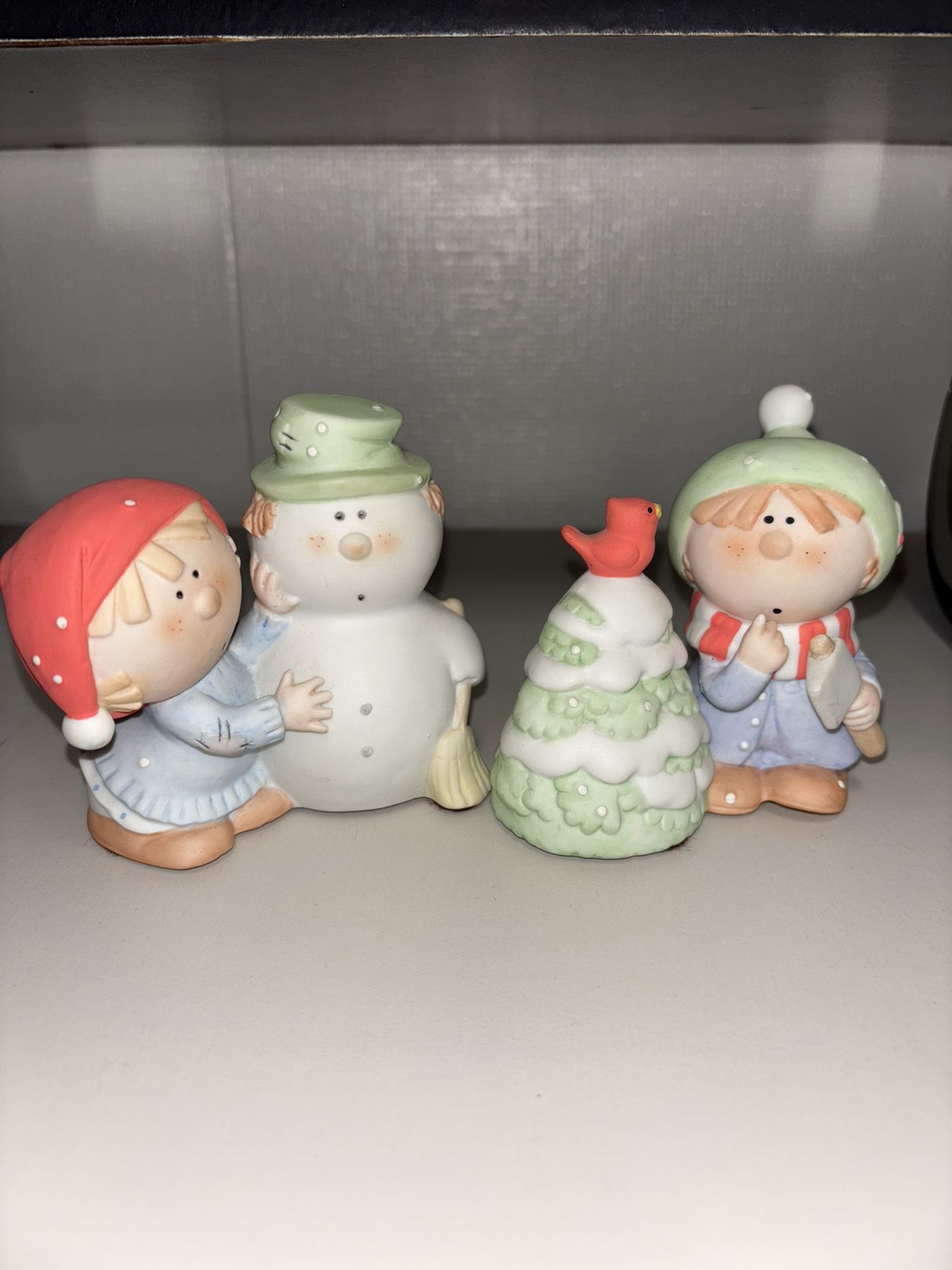 BUMPKINS 2 pc porcelain vintage 1984 Christmas set by Fabrizio for George Good