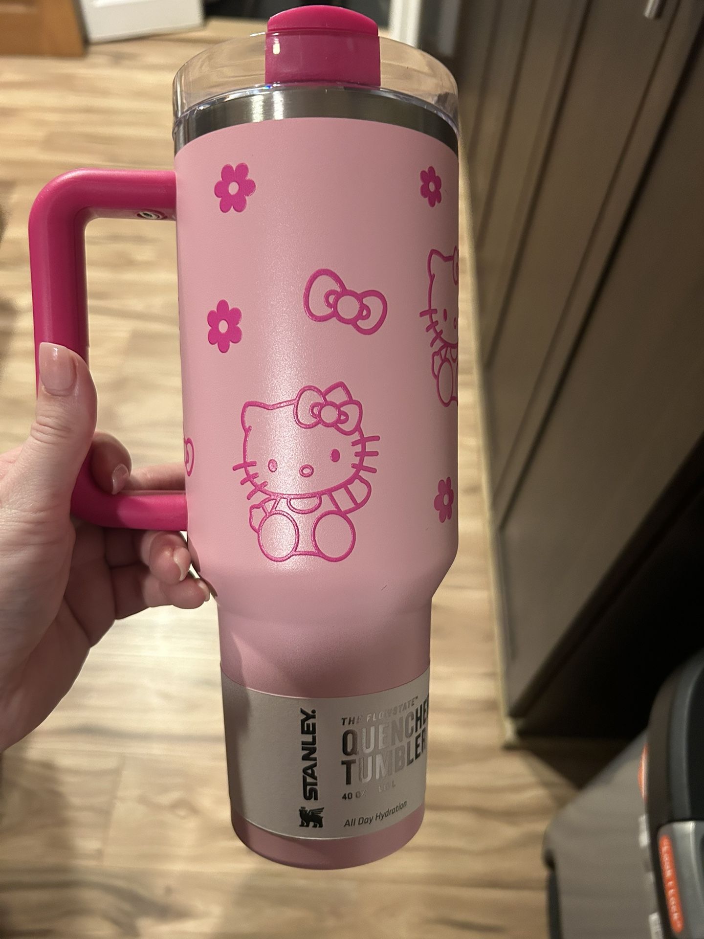 Hello Kitty Stanley