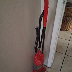 Vendo Aspiradora En Buena Condicion 