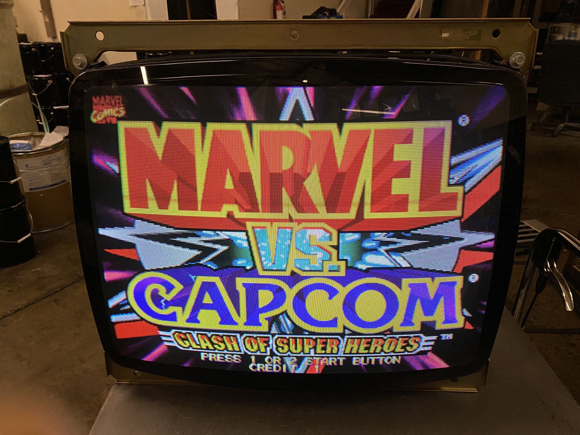 Arcade 25” Wells Gardner K7000 CRT Monitor & Chasis Works Great Nice Picture