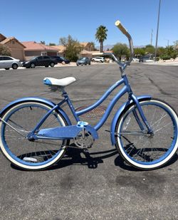 Beautiful Huffy Cranbrook Cruiser