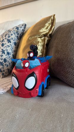 Spider-Man web shooter car