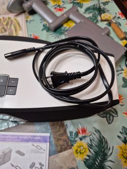 Nice Used Excellent Condition Sound Touch 30 wifi system.