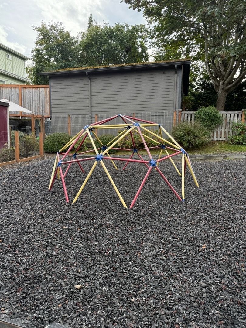 Geodesic Climbing dome