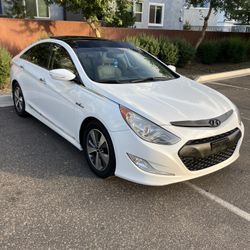 2011 Hyundai Sonata hybrid 