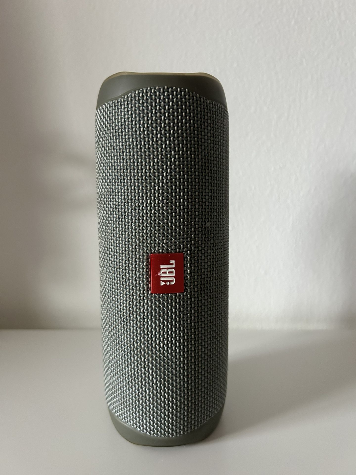 JBL Flip 5 Speaker