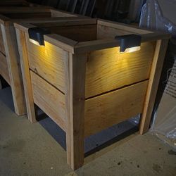 Cedar Planter Boxes With Modern Accent Lights