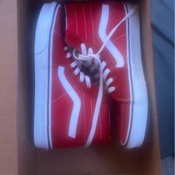 Red Sk8 Hi Vans 