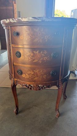 Three drawer nightstand
