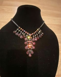 Red 2028 Like New Necklace