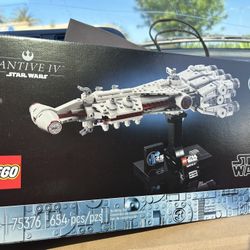 LEGO Star Wars Tantive IV Build and Display Starship Vehicle Model 75376