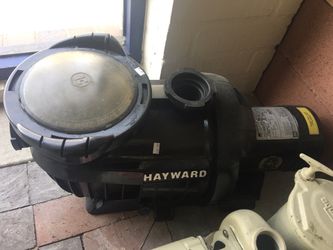 Swimming pool pump