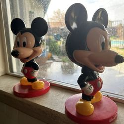 2 Kellogg’s Walt Disney Resort Mickey Bobble Heads