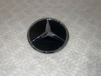 2022-2024 EQB Mercedes Star Emblem
