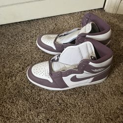 Nike Air Jordan 1 Retro High OG "Mauve"