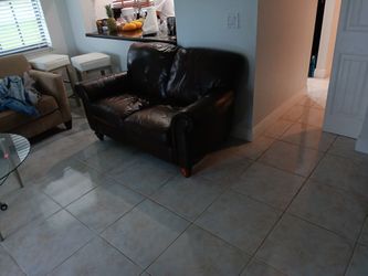 Italsofa Love Seat Couch Leather