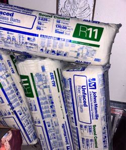 Two bags/ dos bolsas  50$