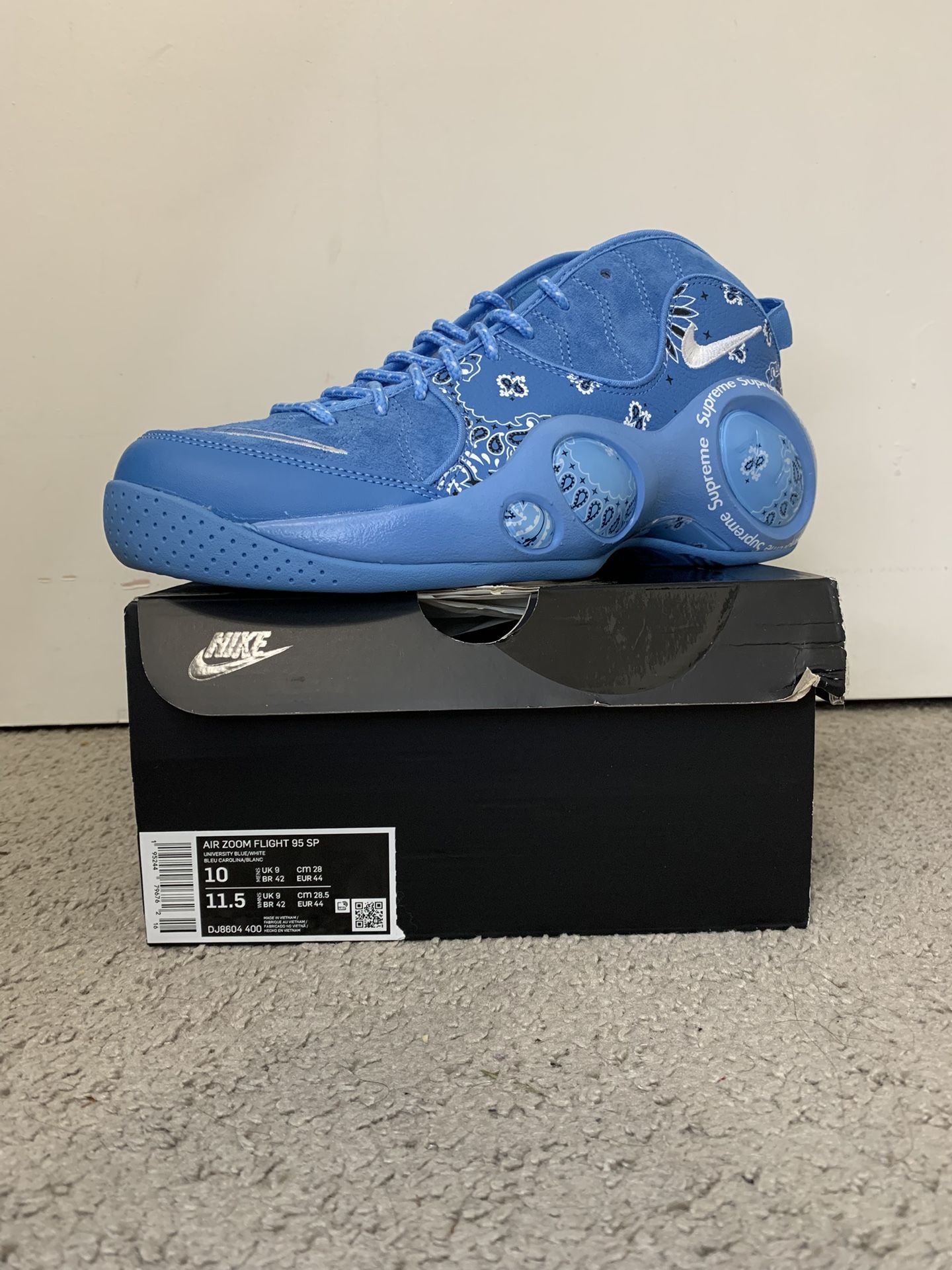 DS NIKE AIR ZOOM FLIGHT 95 SUPREME PAISLEY SIZE 10
