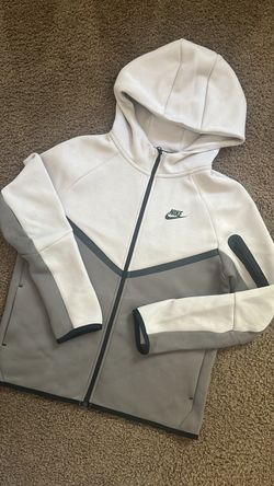 Nike Tech Hoodie Size Small