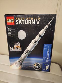 Lego NASA Apollo Saturn V