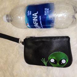 Alien 👽  Wristlet
