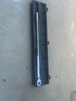 Micrometer torque wrench