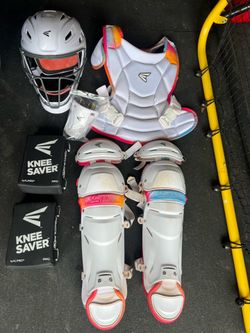Easton x Jen Schro Girls' “The Next Big Thing” Fastpitch Catcher's Set
