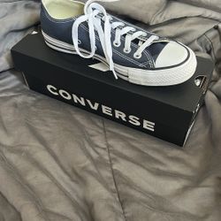 Low Top Navy Converse