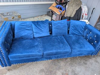 Couch set