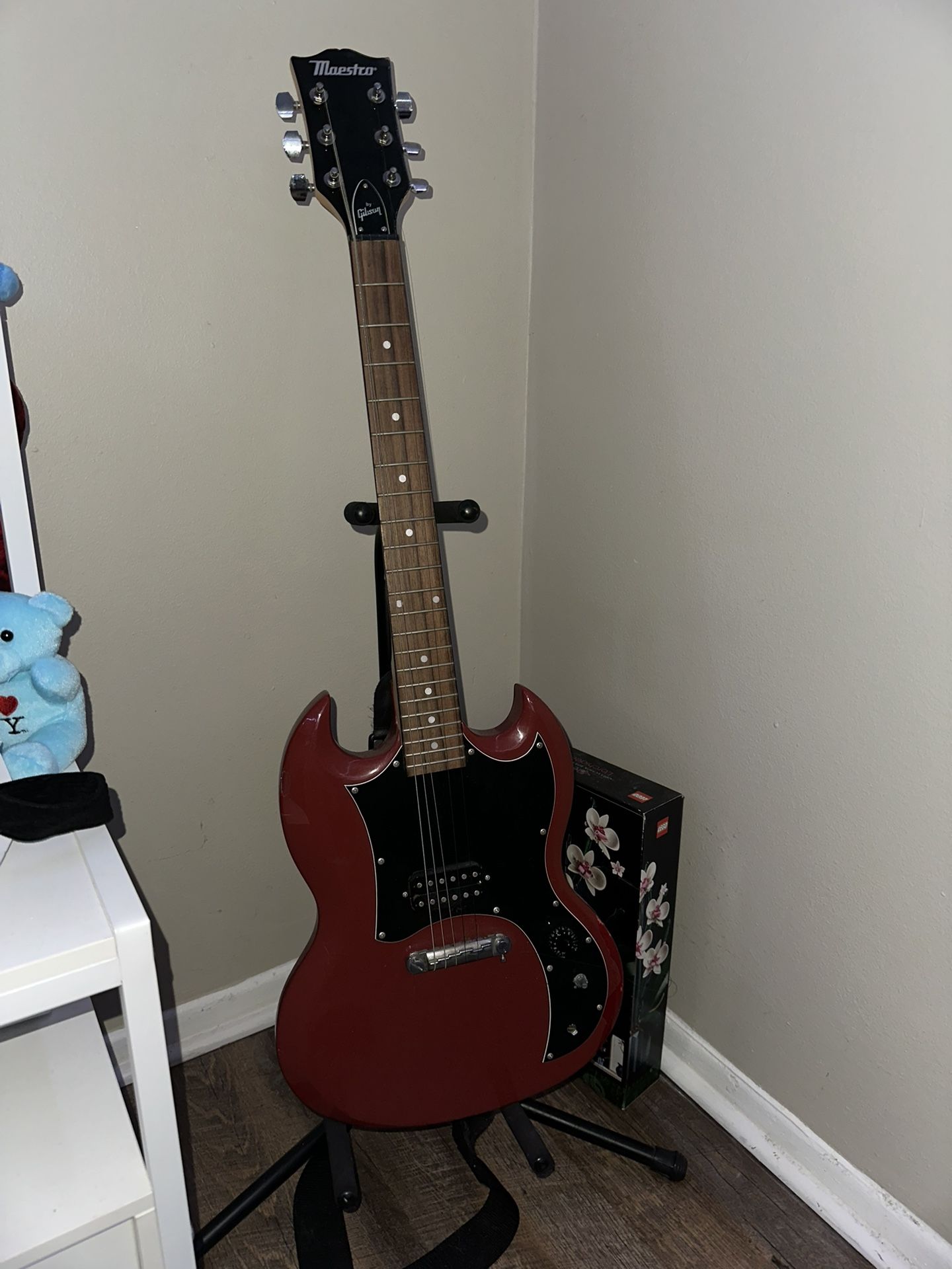 Red Electric Six String