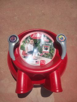 New Radio flyer spi. And saucer