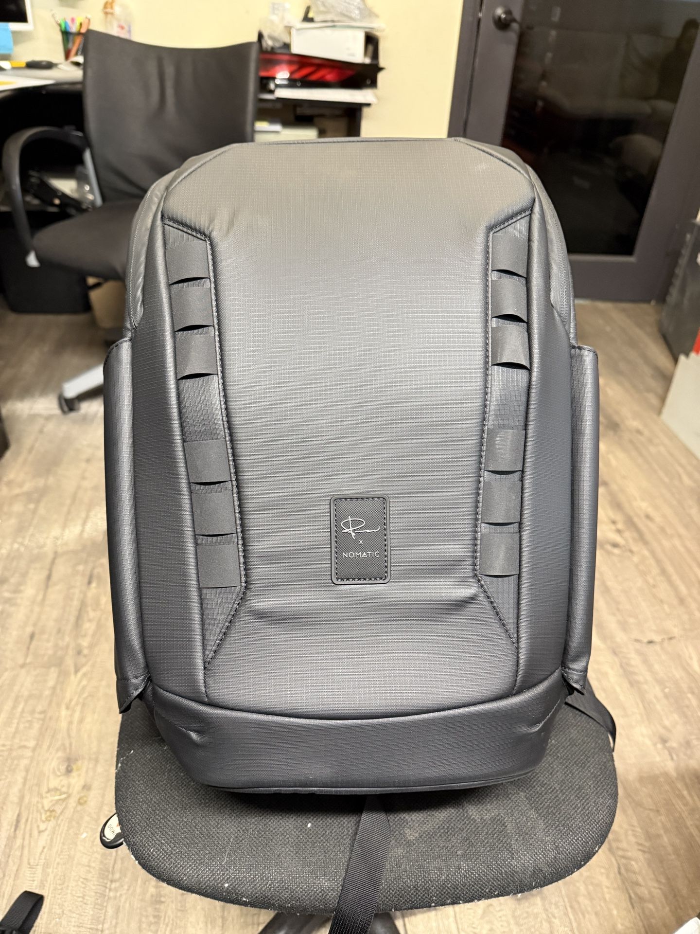 Nomatic PETER MCKINNON 25L