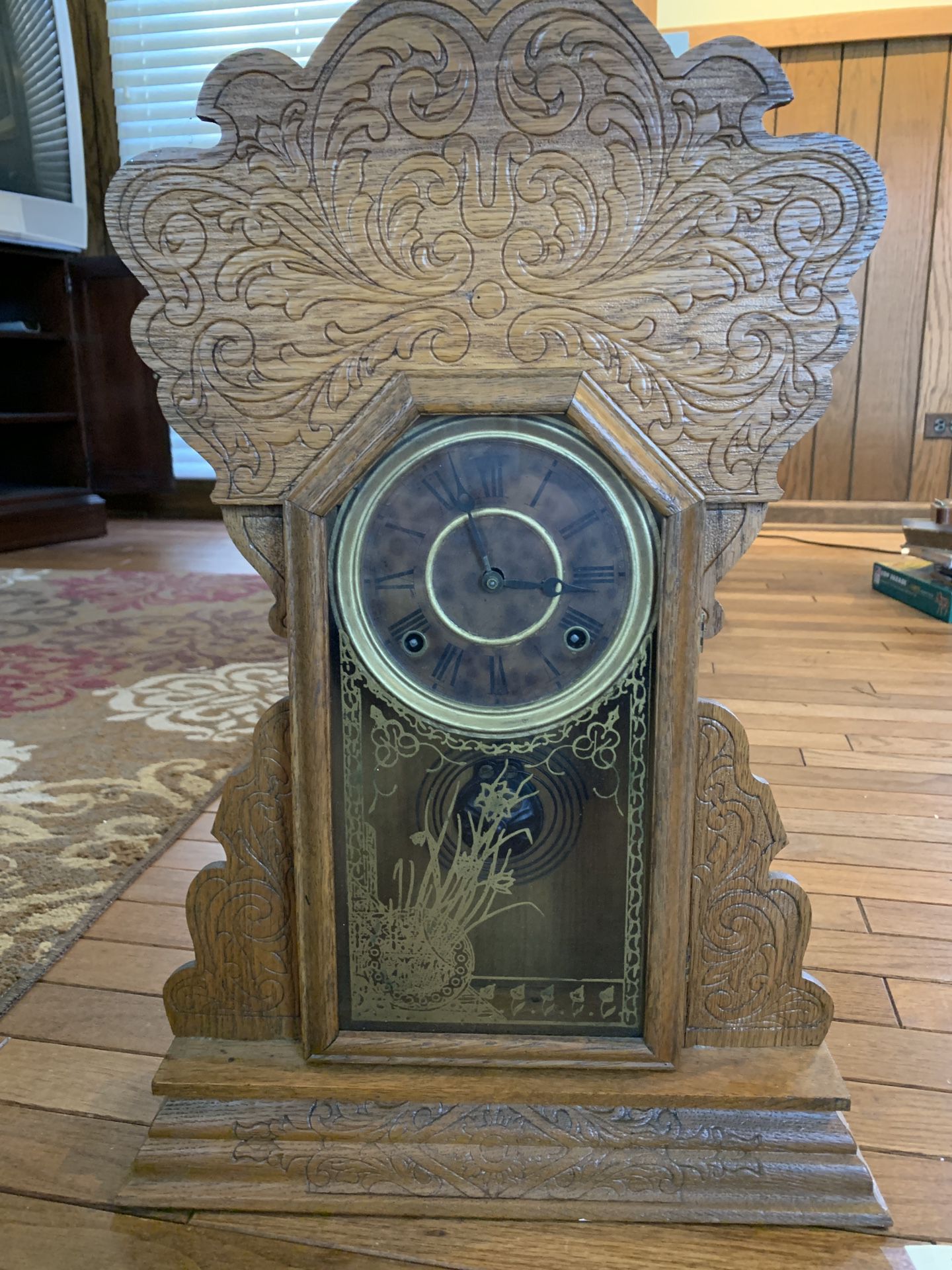 100-120 Year Old Vintage Clock MUST SELL
