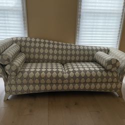 Theodore’s Georgetown Sofa 