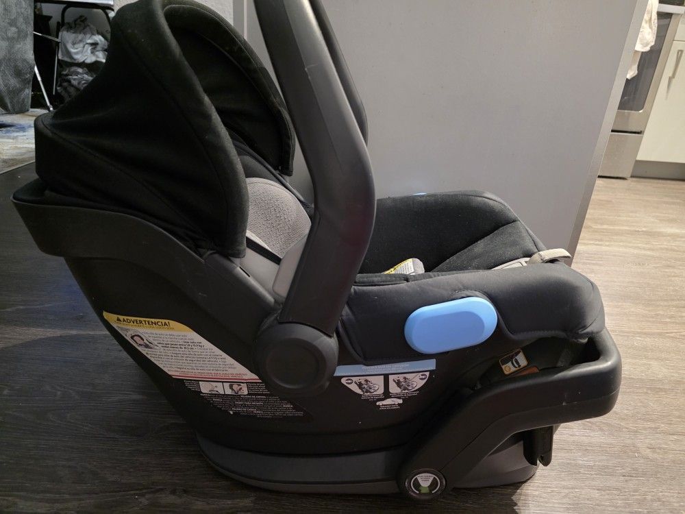 UppaBaby MESA Carseat
