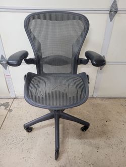 Herman Miller Aeron Size B Computer Desk Ergonomic Task Office Chair, Lumbar Pad
