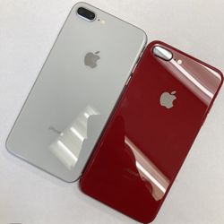 Factory Unlocked Iphone 8 plus 64 gb comes with store warranty 