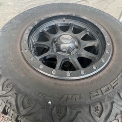 Ultra Motorsport wheels
