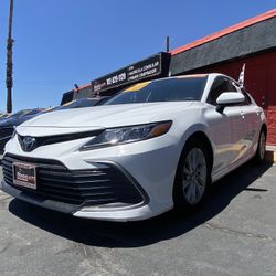 2021 Toyota Camry 