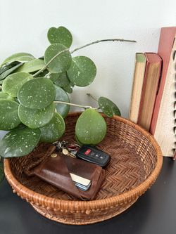 Vintage Secondhand Woven Basket/ Tray