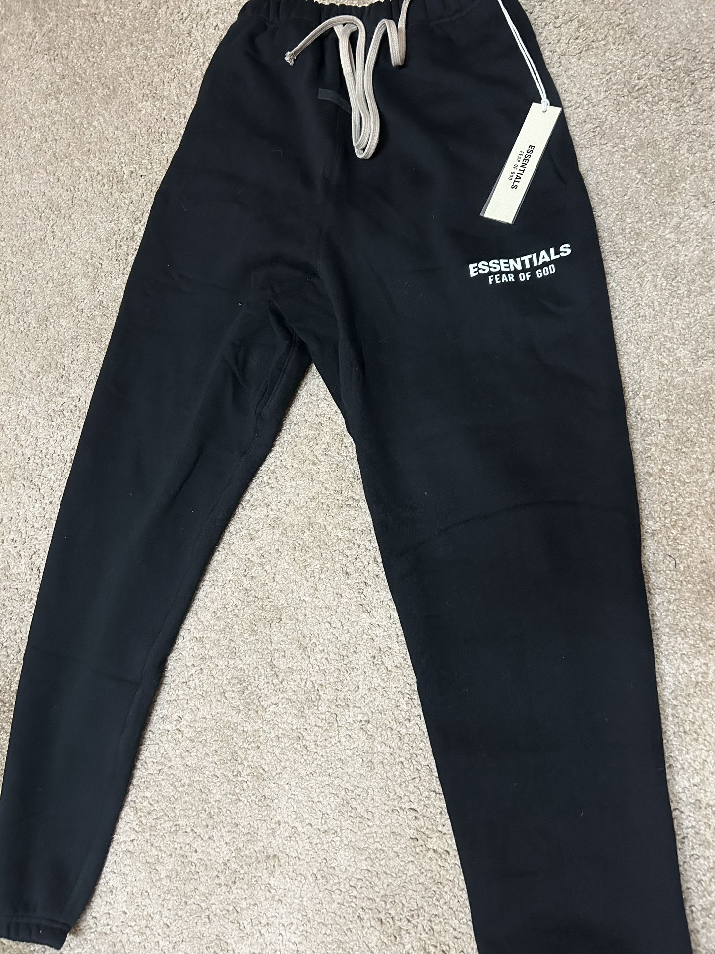 Brand New Essentials Sweatpants Fake