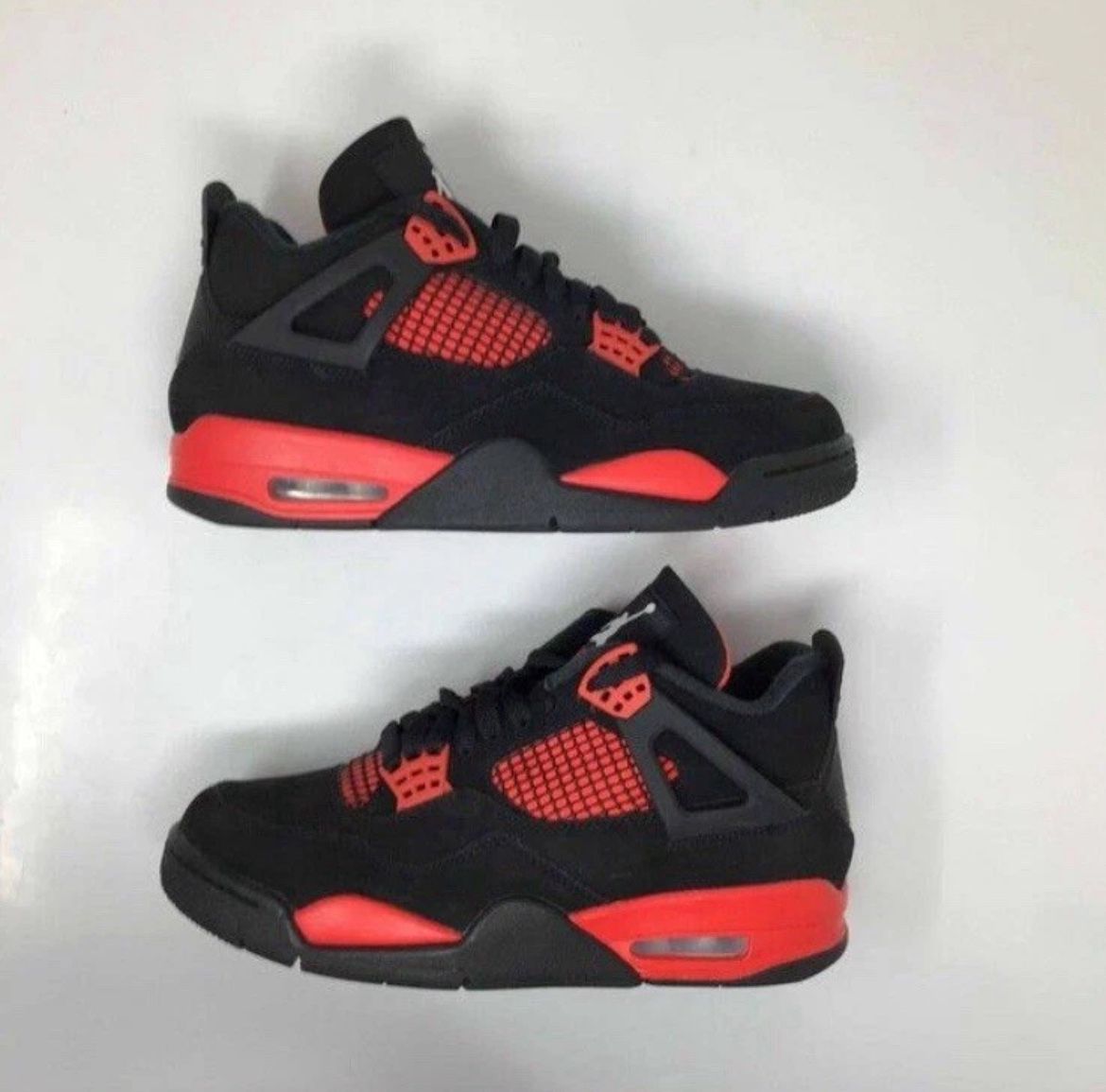 Men’s Size 8 Jordan 4 Red Thunder